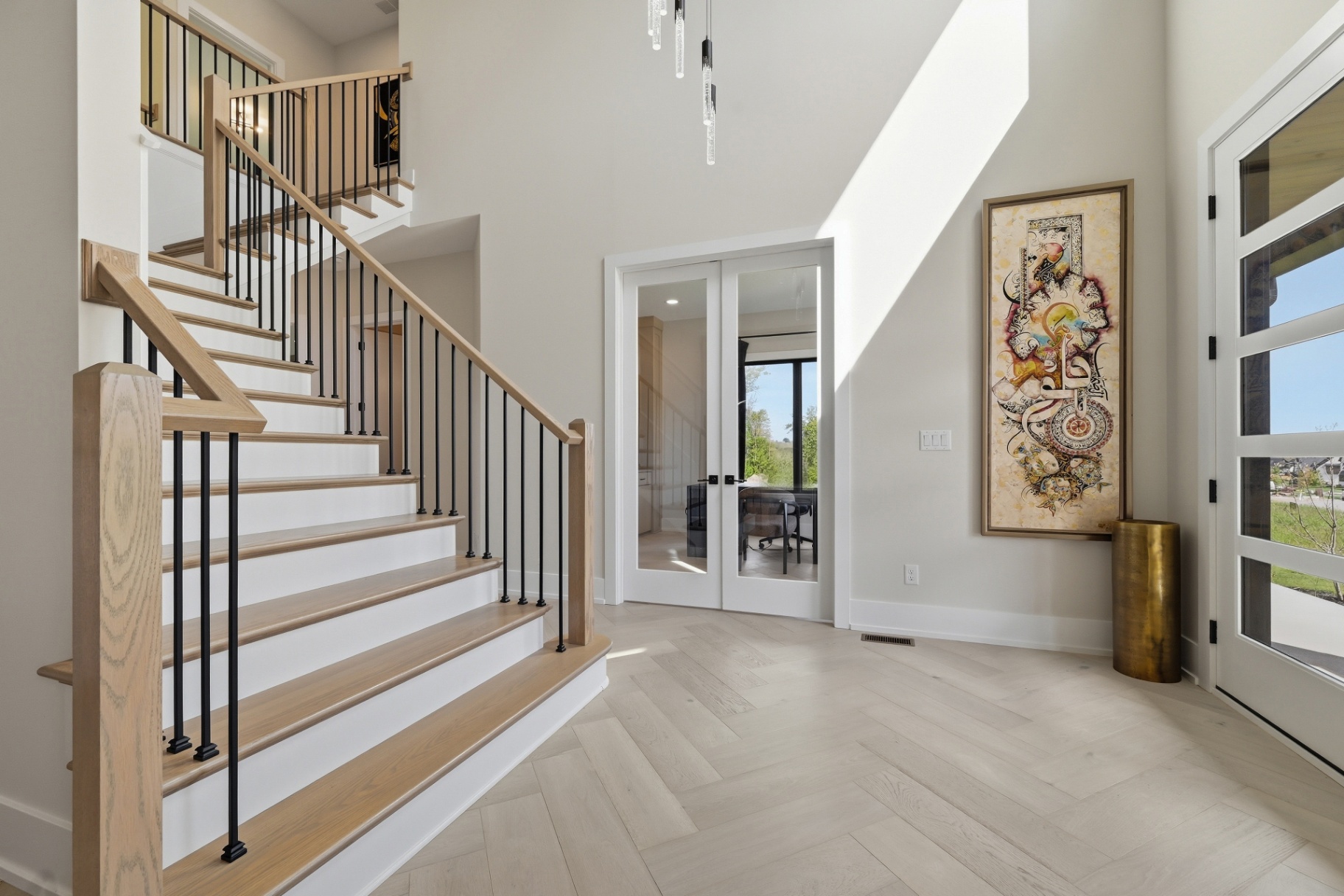 Entry & Stairs