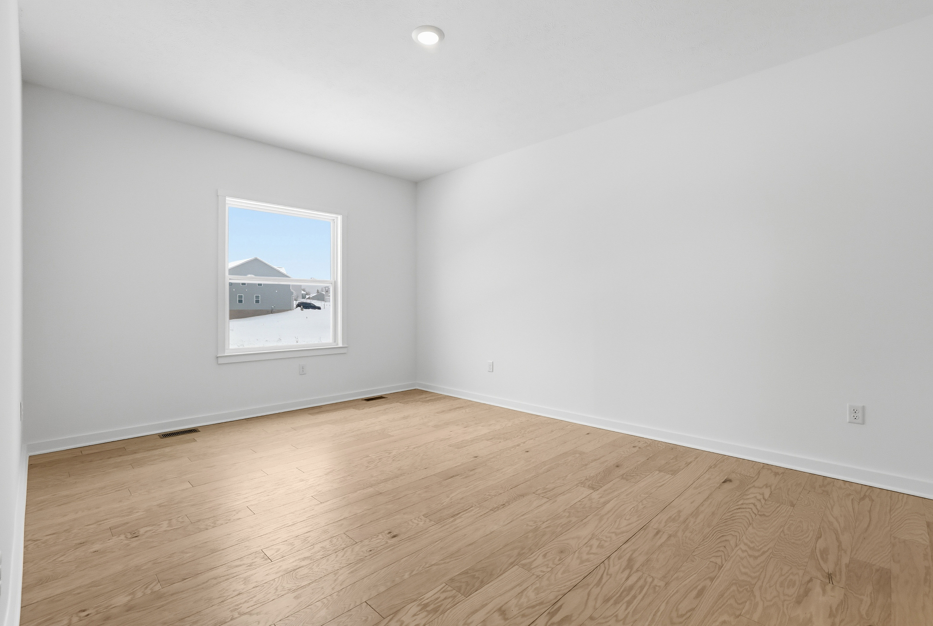 Bedroom Virtual Staging before virtual staging